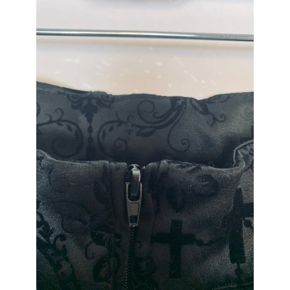 Banned High Low Skirt Women XL Black Gothic Velvet Damask Cameo Victorian Goth - Picture 15 of 15